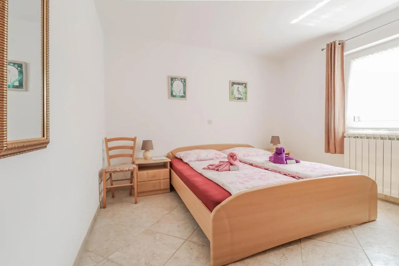 Pension Nina Umago Bed & Breakfast