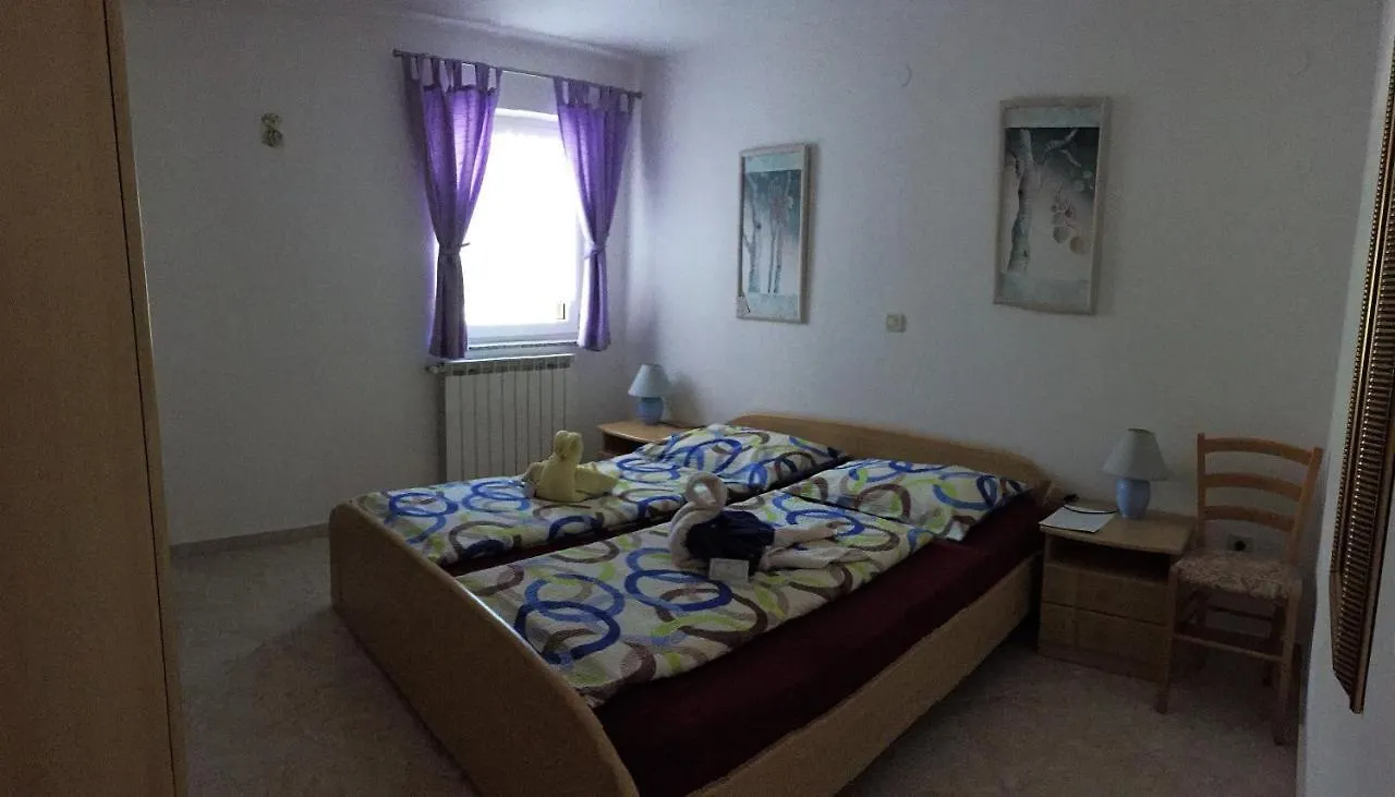 Pension Nina Umago 3*,  Croazia